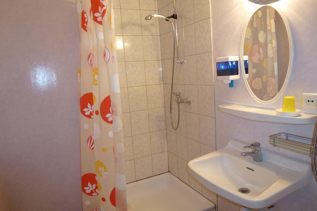 Kihelkonna Pastorate Guesthouse Bagian luar foto